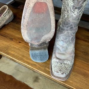 Corral lace boots square toe